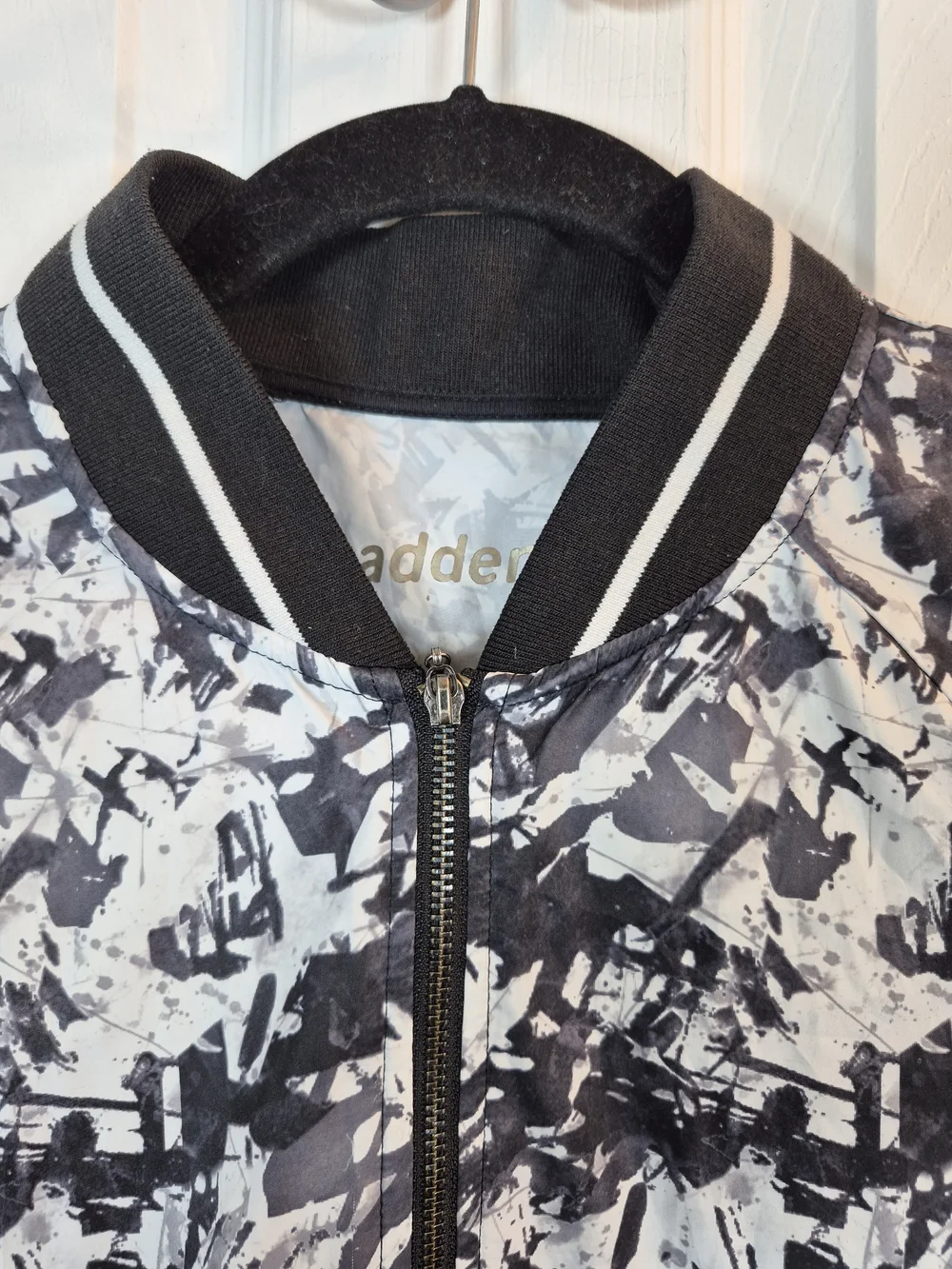 Madden NYC Lightweight Bomber Jacket Full-Zip Graphic Print